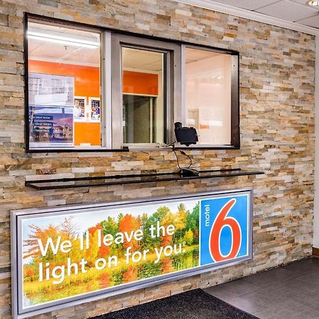 Motel 6-Elmsford, Ny - White Plains Eksteriør billede