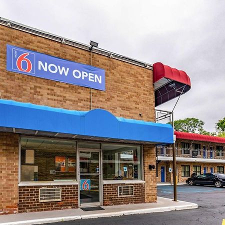Motel 6-Elmsford, Ny - White Plains Eksteriør billede