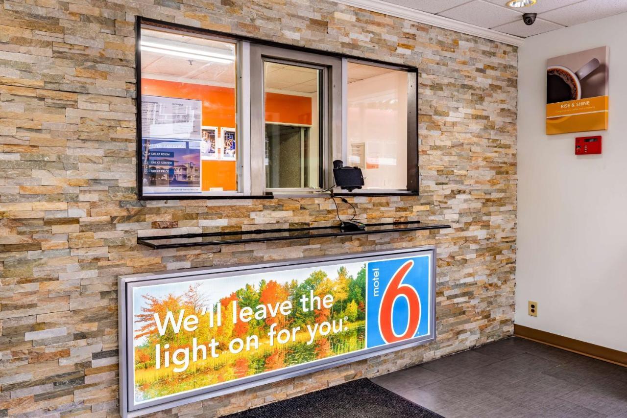Motel 6-Elmsford, Ny - White Plains Eksteriør billede