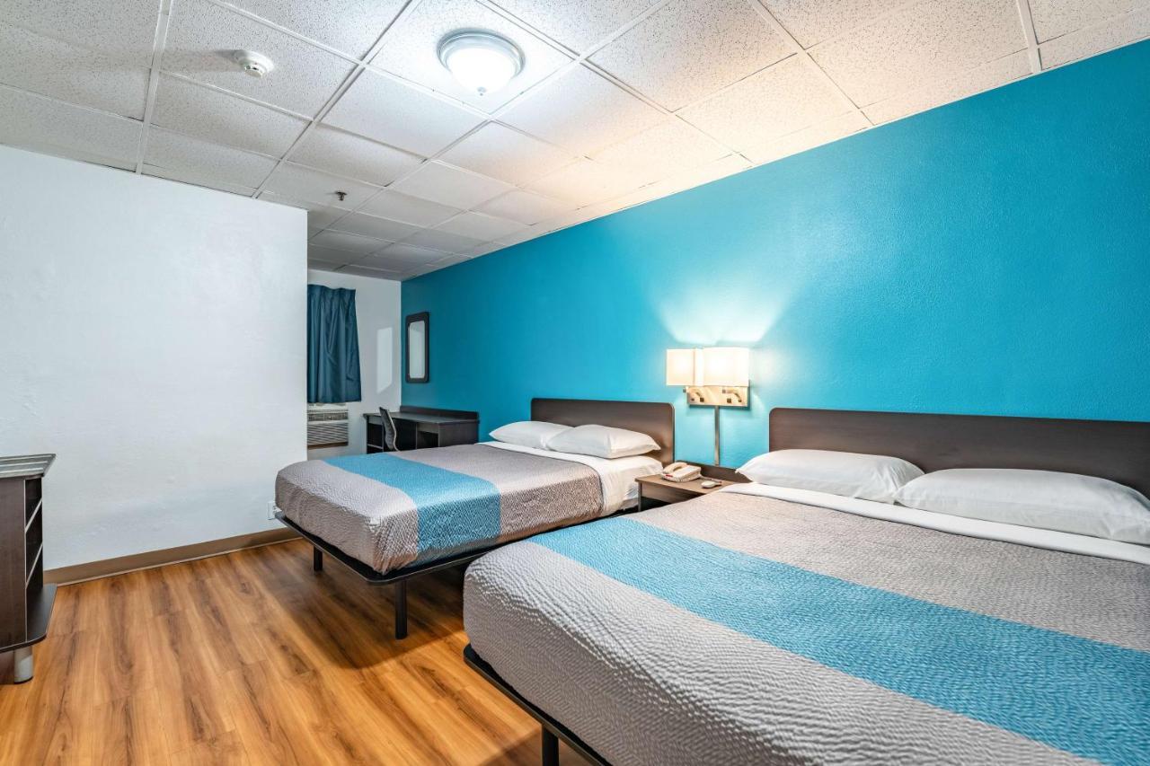 Motel 6-Elmsford, Ny - White Plains Eksteriør billede